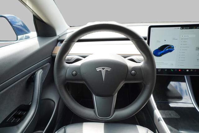Tesla Model 3 Standard RWD Plus 60 kWh