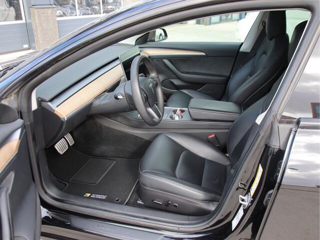 Tesla Model 3 Performance AWD 82kWh Autopilot, Warmtepomp, Pano, VOL opties Aanbieding!