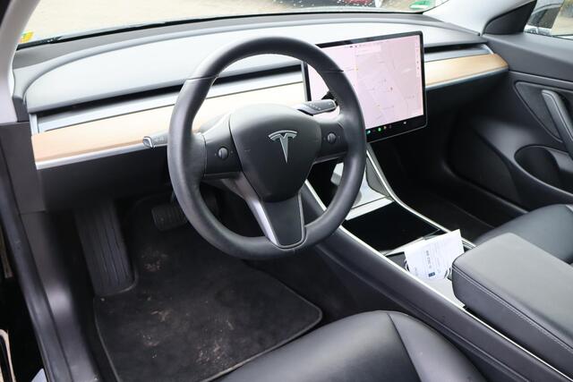 Tesla Model 3 Long Range RWD 75 kWh 89,2% SOH, Autopilot Computer 3, Panoramadak, Lederen interieur, Stoelverwarming