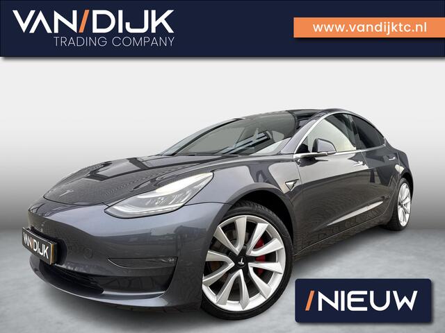 Tesla Model 3 Long Range RWD 75 kWh ?SOH 88.3% ?Autopilot ?Panoramadak ?Vol Leder ?360º Camera ?Stoelverwarming ?Origineel NL