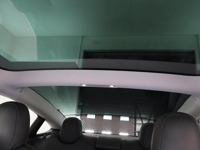 Tesla Model 3 60 kWh RWD *BTW* + LEDER | AUTOPILOT | PANORAMA | 3 CAMERA'S | PRIVACY GLASS