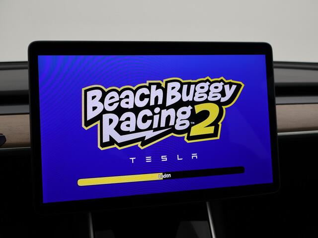 Tesla Model 3 60 kWh RWD *BTW* + LEDER | AUTOPILOT | PANORAMA | 3 CAMERA'S | PRIVACY GLASS