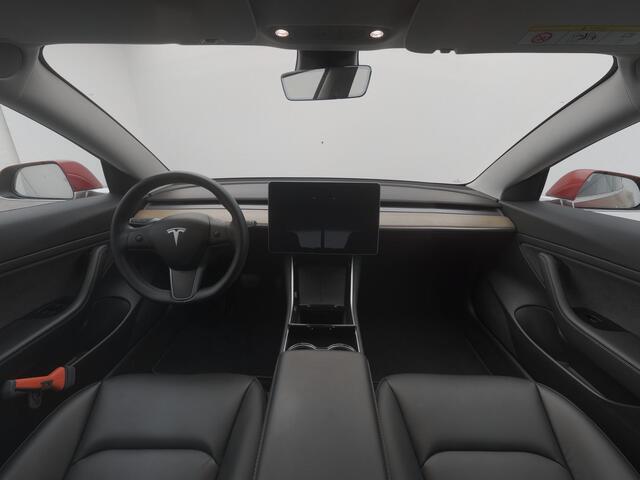 Tesla Model 3 Standard RWD Plus 60 kWh | PANO | KEYLESS | AUTOPILOT | STOEL - STUUR VERWARMING