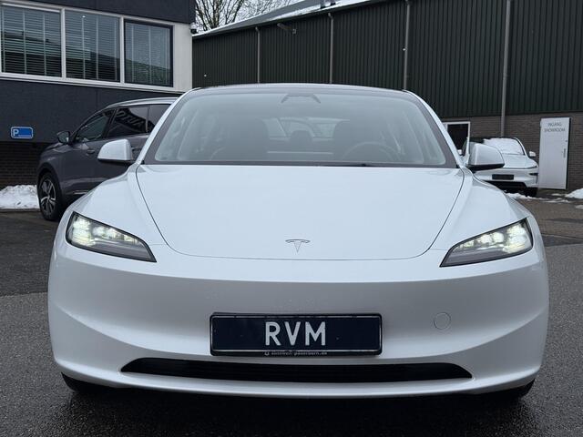 Tesla Model 3 Premium Long Range AWD 78 kWh ORGINELE AFN. TREKHAAK TESLA| AUTOPILOT| STOELVENTILATIE + VERWARMING| VOLLEDIGE TESLA GARANTIE T/M 01/2028 OF 80.000KM| DE HOOGVOLTACCU EN AANDRIJFLIJN TOT 2032 of 192.000KM |