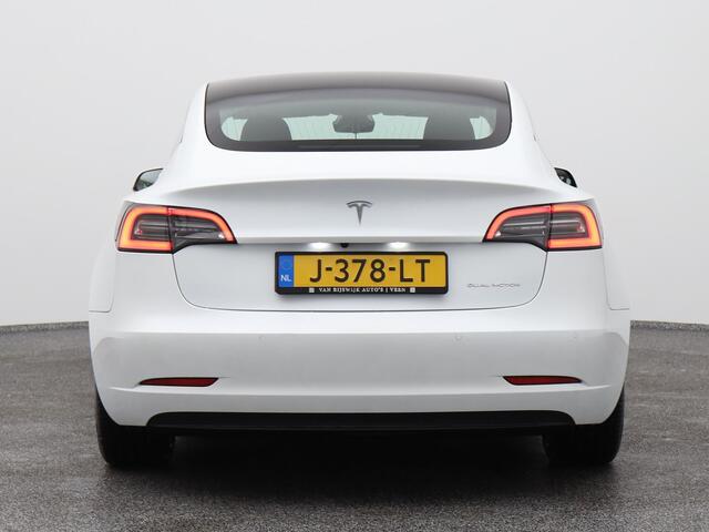 Tesla Model 3 Long Range AWD 75 kWh | PANO | AUTOPILOT | KEYLESS | STOELVERWARMING