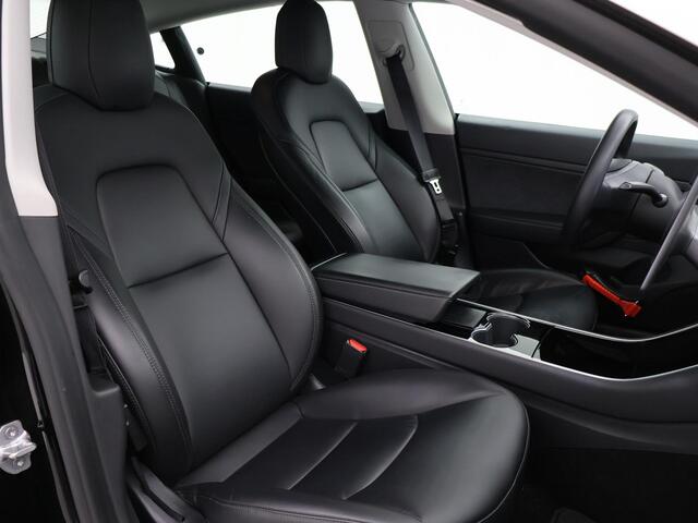 Tesla Model 3 60 kWh RWD *BTW* + LEDER | AUTOPILOT | PANORAMA | 3 CAMERA'S