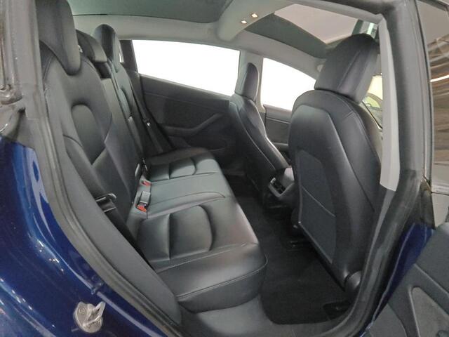 Tesla Model 3 Long Range Dual AWD | Trekhaak | Autopilot | Panorama | Leder | 19 Inch |