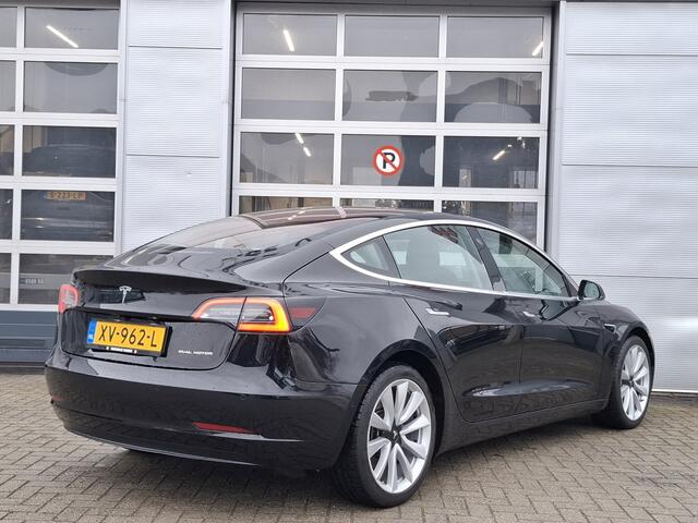 Tesla Model 3 Long Range AWD 75 kWh | Navigatie | LM Velgen 18" | Voorstoelen Verwarmd/Achterbank Verwarmd | Panoramadak | Airco | Cruise Control | SOH 83% |
