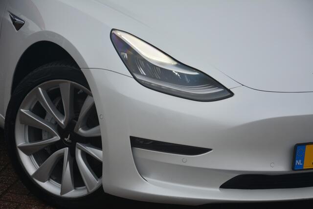 Tesla Model 3 Long Range AWD 75 kWh | SOH 91% | Navigatie | BTW | DAB | Camera | NL auto!! | prijs inclusief BTW
