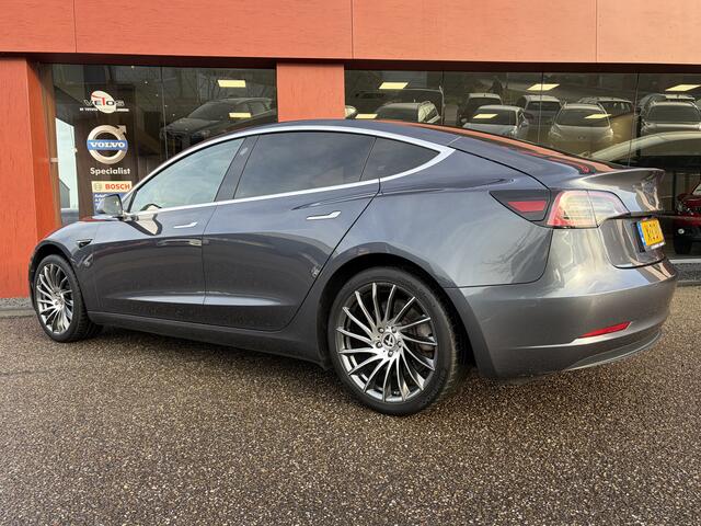 Tesla Model 3 Standard RWD Plus 60 kWh | Autopilot | 19'' LMV | Camera