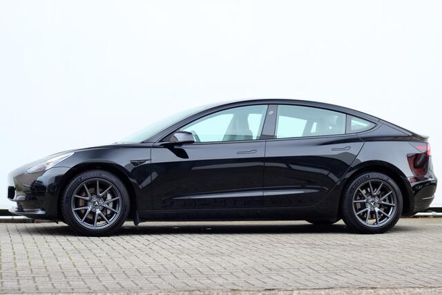 Tesla Model 3 Standard RWD Plus 60 kWh | BTW | Autopilot | ACC | Blindspot | Stuurwielverwarming