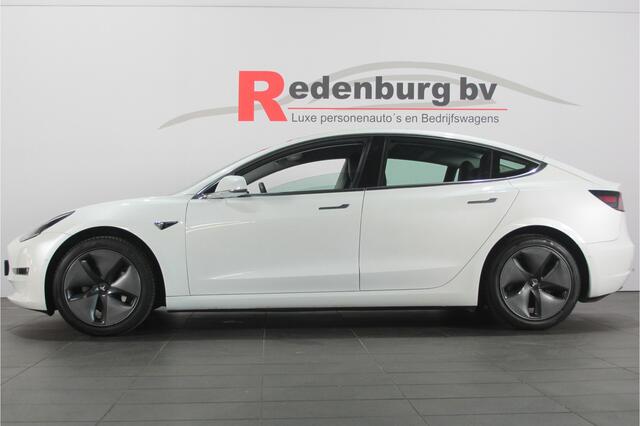 Tesla Model 3 Standard RWD Plus 60 kWh - Pano / Autopilot / Camera