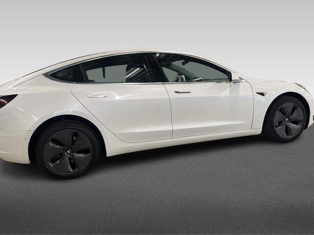 Tesla Model 3 Standard RWD Plus 60 kWh