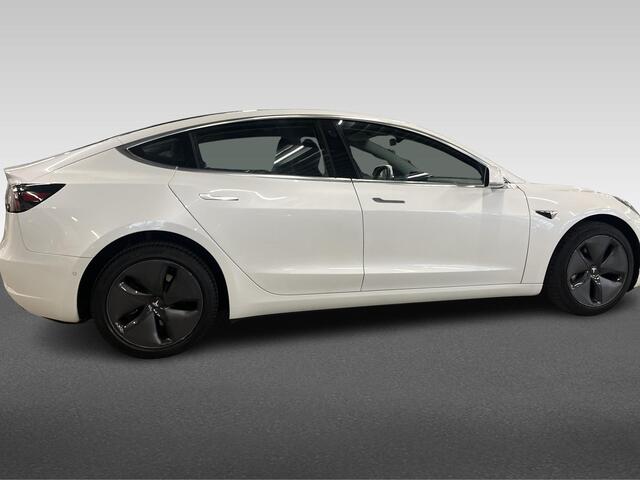 Tesla Model 3 Standard RWD Plus 60 kWh