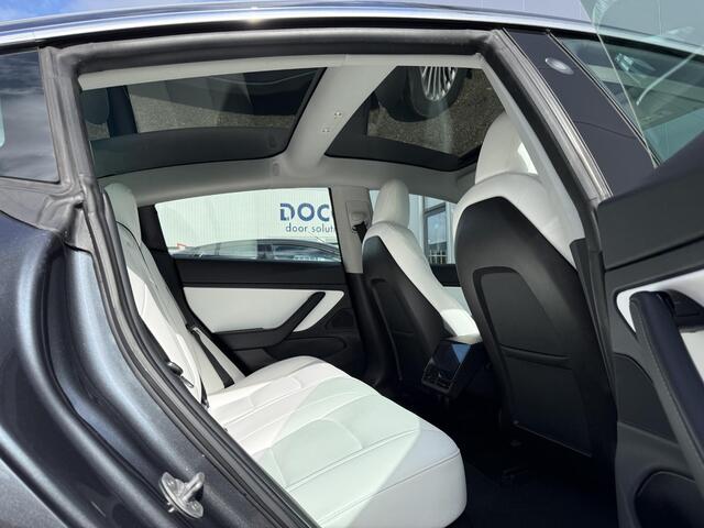 Tesla Model 3 Long Range AWD 75 kWh Automaat FSD Autopilot Panodak Leder Stoel- Achterbankverwarming Camera