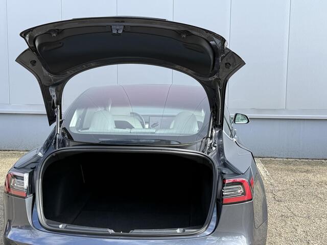 Tesla Model 3 Long Range AWD 75 kWh Automaat FSD Autopilot Panodak Leder Stoel- Achterbankverwarming Camera