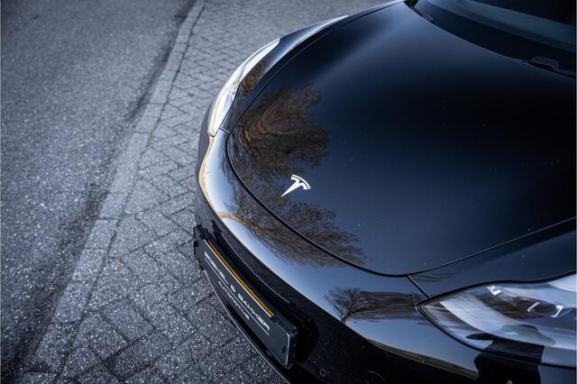 Tesla Model 3 Standard RWD Plus 60 kWh ** Autopilot ** Trekhaak