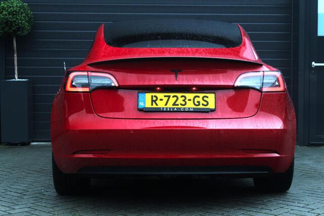 Tesla Model 3 Performance AWD 75 kWh | 96% SOH | Enhanced Autopilot | Achterbank verwarmd | Elektrische Achterklep