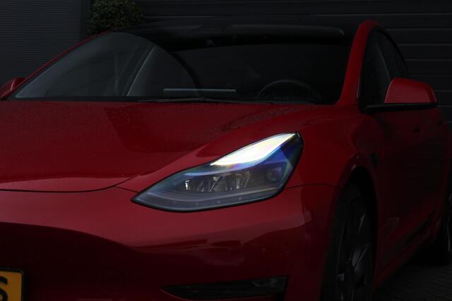 Tesla Model 3 Performance AWD 75 kWh | 96% SOH | Enhanced Autopilot | Achterbank verwarmd | Elektrische Achterklep