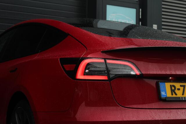 Tesla Model 3 Performance AWD 75 kWh | 96% SOH | Enhanced Autopilot | Achterbank verwarmd | Elektrische Achterklep