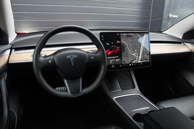 Tesla Model 3 Performance AWD 75 kWh | 96% SOH | Enhanced Autopilot | Achterbank verwarmd | Elektrische Achterklep