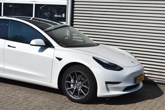 Tesla Model 3 LONG RANGE AWD 75KWH / PANO / LEDER / LONGE RANGE