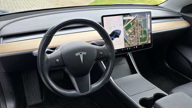 Tesla Model 3 Long Range AWD 75 kWh | NAP | Pano | Leder | Carbon