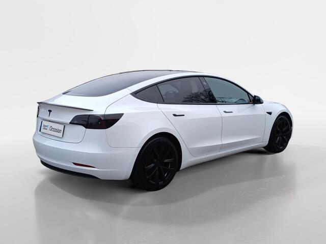 Tesla Model 3 Standard RWD Plus 60 kWh | HEEL MOOIE STAAT !! | Pano dak | 18 inch zwart | Rode remklauwen | Donker glas |