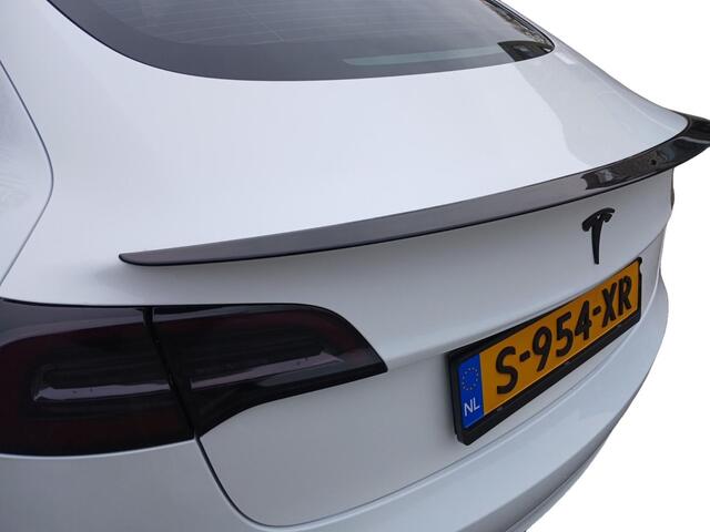 Tesla Model 3 Standard RWD Plus 60 kWh | HEEL MOOIE STAAT !! | Pano dak | 18 inch zwart | Rode remklauwen | Donker glas |