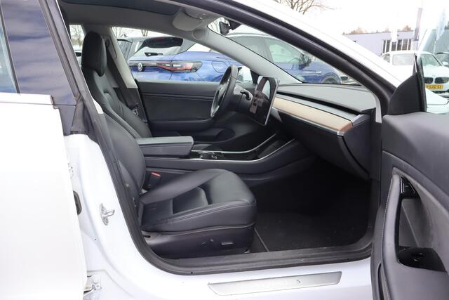 Tesla Model 3 Long Range AWD 75 kWh SOH 94,4%, Autopilot computer 3.0, Panoramadak, 360 Camera