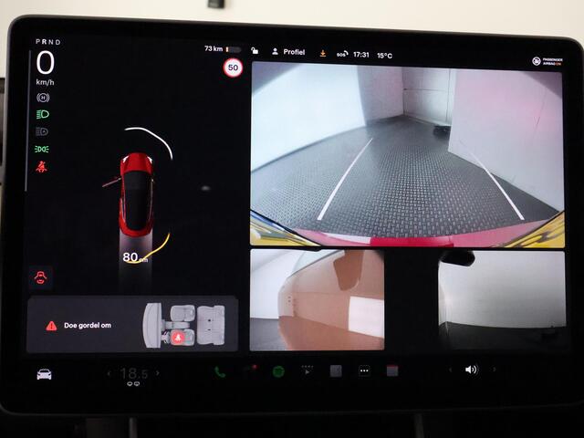 Tesla Model 3 Black Sport Pack RWD Plus 60 kWh 238 PK! | Navigatie | Panoramadak | Camera |