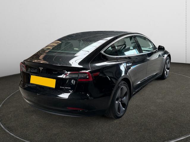 Tesla Model 3 Long Range AWD 75 kWh SOH 85%, Autopilot, Panoramadak, Stoelverwarming