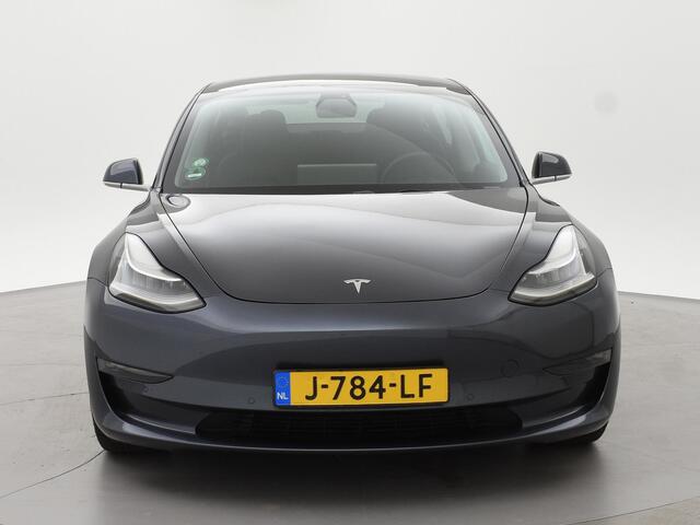 Tesla Model 3 LONG RANGE AWD 75 kWh + TREKHAAK | 560 KM WLTP | 1000 KG TREKGEWICHT OP KENTEKEN