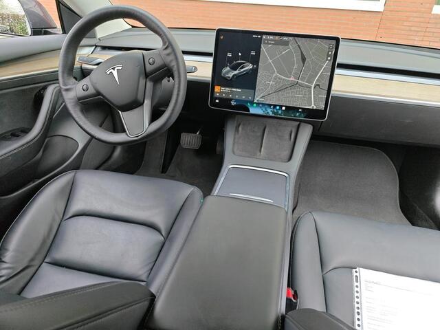 Tesla Model 3 Standard RWD Plus 60 kWh