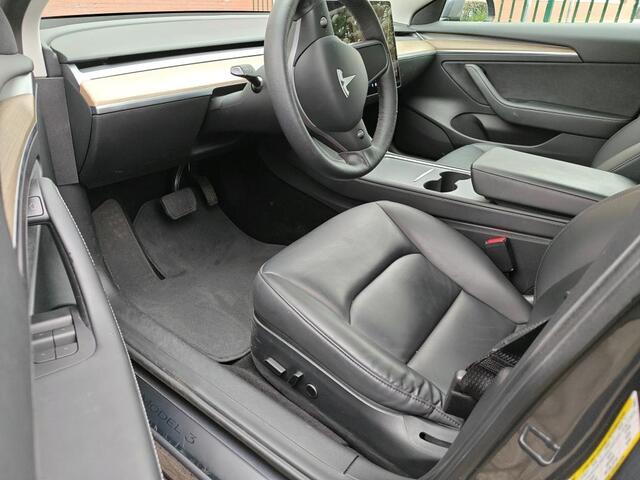 Tesla Model 3 Standard RWD Plus 60 kWh