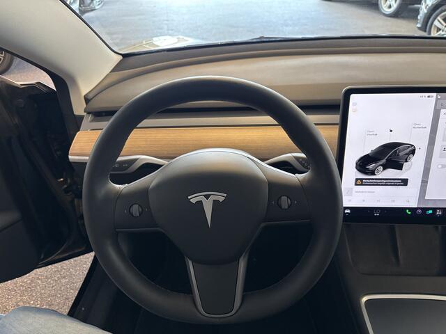 Tesla Model 3 Long Range AWD 75 kWh Dual Motor SOH 93.1 Pan Dak Auto Pilot 19 inch BTW SOH 93.1 % Dual Motor Panorama Dak Auto Pilot 19 inch BTW