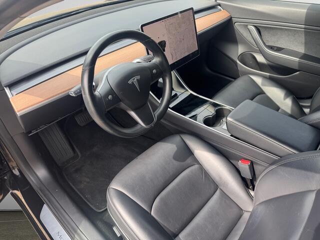 Tesla Model 3 Long Range AWD 75 kWh- SOH 89%, 2x Laadkabels, Performance Pakket, Blackline, Panoramadak