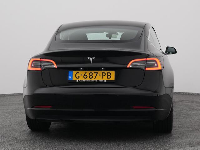 Tesla Model 3 Standard RWD Plus 60 kWh | PANO | AUTOPILOT | STOELVERWARMING