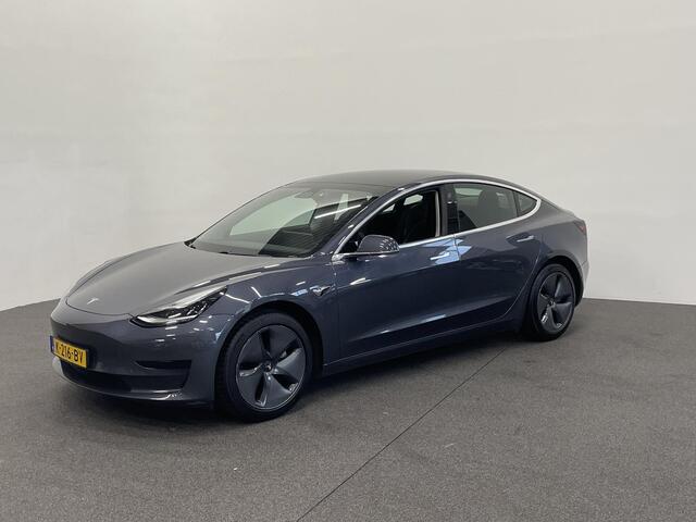 Tesla Model 3 Standard RWD Plus 60 kWh SOH 93% Airco ECC Navigatie Parkeersensoren Camera Adaptive Cruise Leder Panoramadak