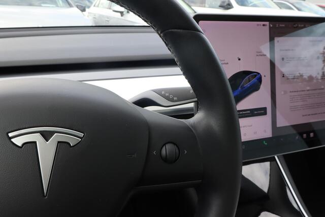 Tesla Model 3 Long Range AWD 75 kWh | SOH 90% | Full self -driving | 4X Nieuwe Banden |