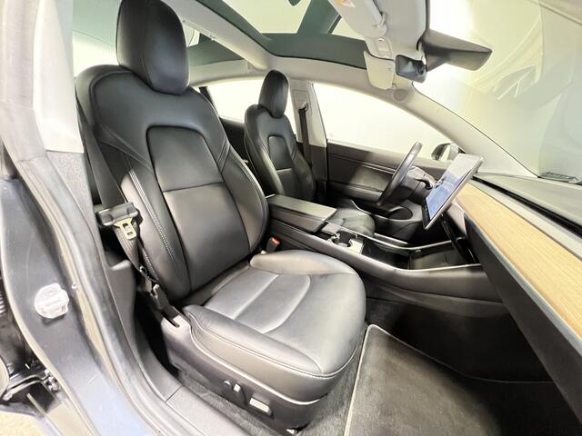 Tesla Model 3 Long Range AWD 75 kWh | Full Self-Driving | LM Velgen 18" | Voorstoelen + Achterbank Verwarmd | Panoramadak | Cruise Control | Airco |