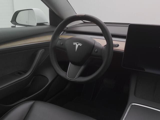Tesla Model 3 Long Range AWD 75 kWh | PANO | CAMERA | AUTOPILOT | STOEL- EN STUURVERW.