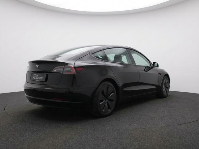 Tesla Model 3 RWD 60 kWh | FSD4 AMD Ryzen | Panorama dak | Leder | 360 Cameras