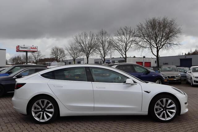 Tesla Model 3 Long Range AWD 75 kWh | SOH 94,4% | Autopilot computer 3.0 | Panoramadak | 360 Camera