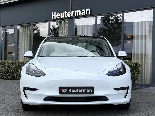 Tesla Model 3 Long Range AWD 75 kWh Pano/ Autopilot/ Wit Leder
