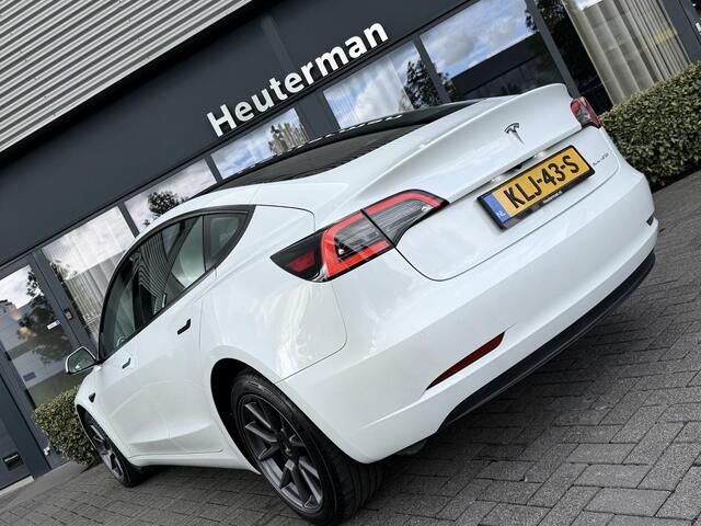 Tesla Model 3 Long Range AWD 75 kWh Pano/ Autopilot/ Wit Leder