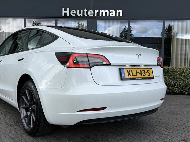 Tesla Model 3 Long Range AWD 75 kWh Pano/ Autopilot/ Wit Leder