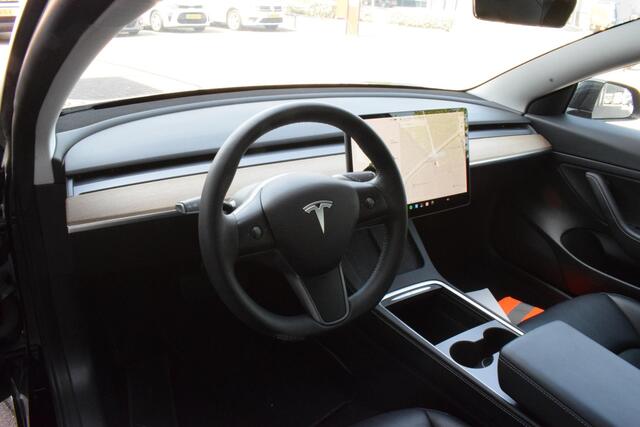 Tesla Model 3 Standard RWD Plus 60 kWh | Trekhaak | Full Self-Driving