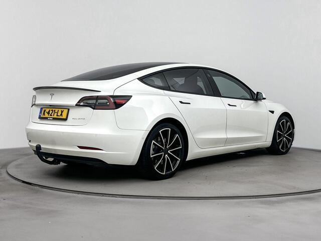 Tesla Model 3 Long Range AWD 75 kWh 352PK | BTW Auto | Trekhaak | Stoelverwarming | Achteruitrijcamera + parkeersensoren