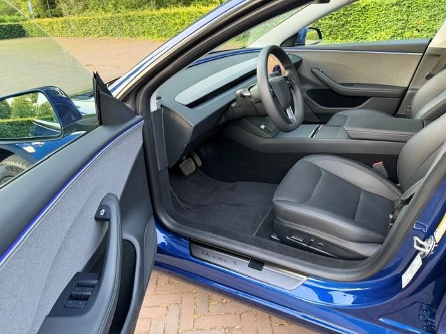 Tesla Model 3 RWD 60 kWh Highland Nieuw Model/Trekhaak/Pano/Leer/Fabrieksgarantie